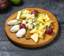 Ассорти знатных сыров