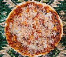 Ламаджо с мясом и сыром