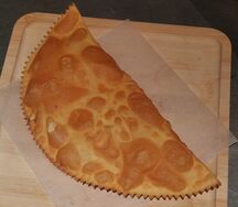 Чебурек со свининой и говядиной