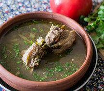 Чакапули с телятиной, тархуном и алычой