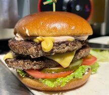 Дабл бургер с говядиной