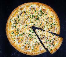 Пицца Грибная с курицей большая