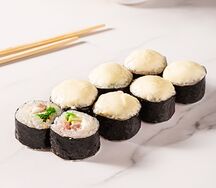 Запеченный ролл с острым тунцом