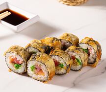 Ролл с лососем и тунцом в темпуре