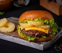 Заводной ананас