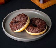 Пончик шоколадный