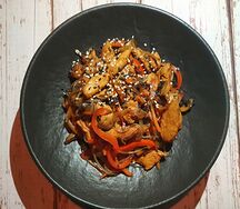 Wok с курицей