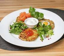 Драники картофельные с лососем