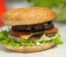 Говяжий бургер двойной