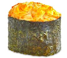 Суши запеченный лосось