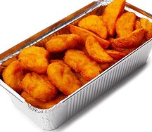 Куриные кусочки и картофель