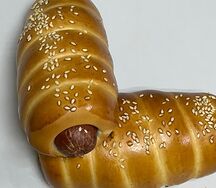 Печеная сосиска в тесте