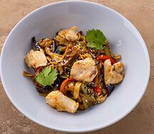 Wok Лапша с курицей