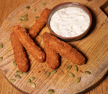 Сырные палочки с чесночным соусом