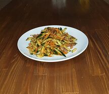 Салат Язык с огурцом