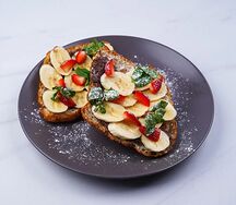 Круассан с Нутеллой и бананом