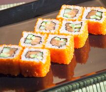 Roll Калифорния лосось