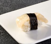 Нигири гребешок