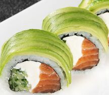 Ролл в авокадо 