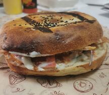 Шаурма в лепешке пите