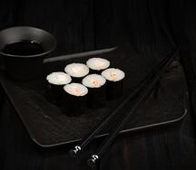 Хосо маки креветка