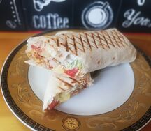 Шаурма с соусом тейсти стандартная