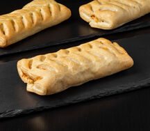 Турновер с сыром и ветчиной