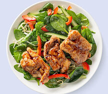 Салат с курицей Карааге