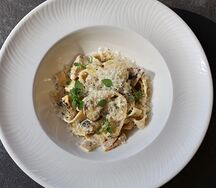 Паппарделле с белыми грибами и трюфельным маслом