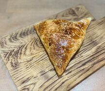 Самса слоенная с курицей