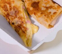 Блинчики с ветчиной и сыром