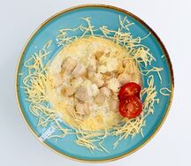 Орзо с курицей в сливочном соусе