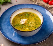 Суп куриный с лапшой