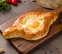 Хачапури по-аджарски