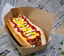 Хот-дог Датский с куриной сосиской