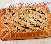 Пирог постный с лесными ягодами