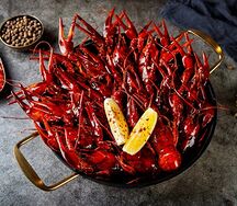 Раки M, жаренные в квасе с перцем Средние