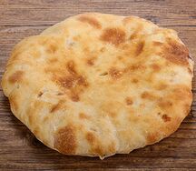 Осетинский Цахараджын с зеленью и сыром