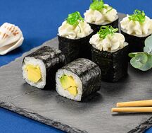 Мини ролл с авокадо