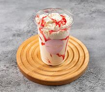 Клубничный милкшейк