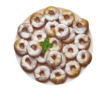 Мегапорция пончиков с сахарной пудрой