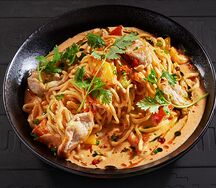 Том ям Noodles с цыпленком