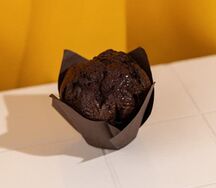 Маффин шоколадный с шоколадной крошкой