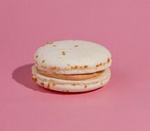 Макарун Соленая карамель