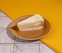 Пирожное Молочная девочка