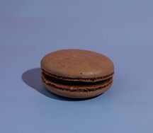 Макарун Тёмный шоколад