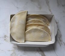 Замороженные чебуреки c мясом