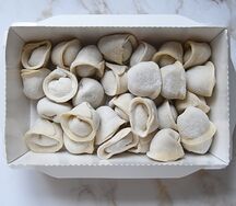 Замороженные домашние пельмени