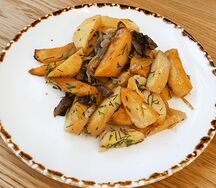 Картофель жареный с грибами