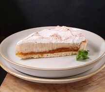 Торт мандариновый с меренгой
